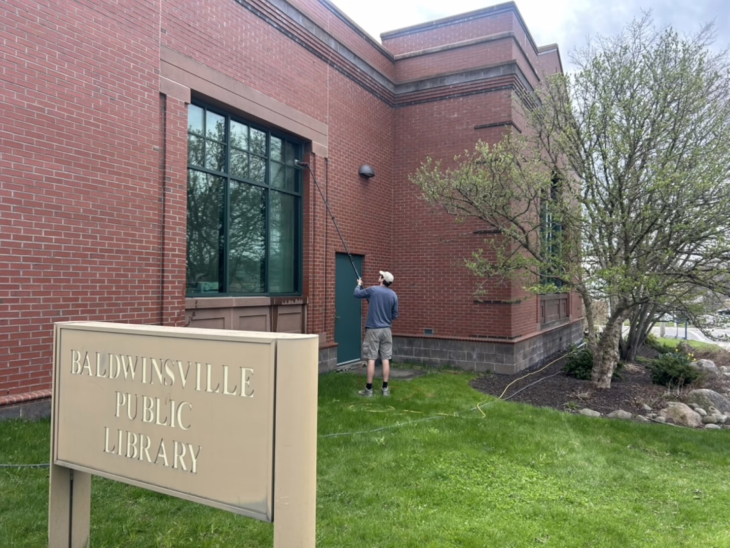 Emerald City Window Cleaning Commercial Window Cleaning Baldwinsville NY