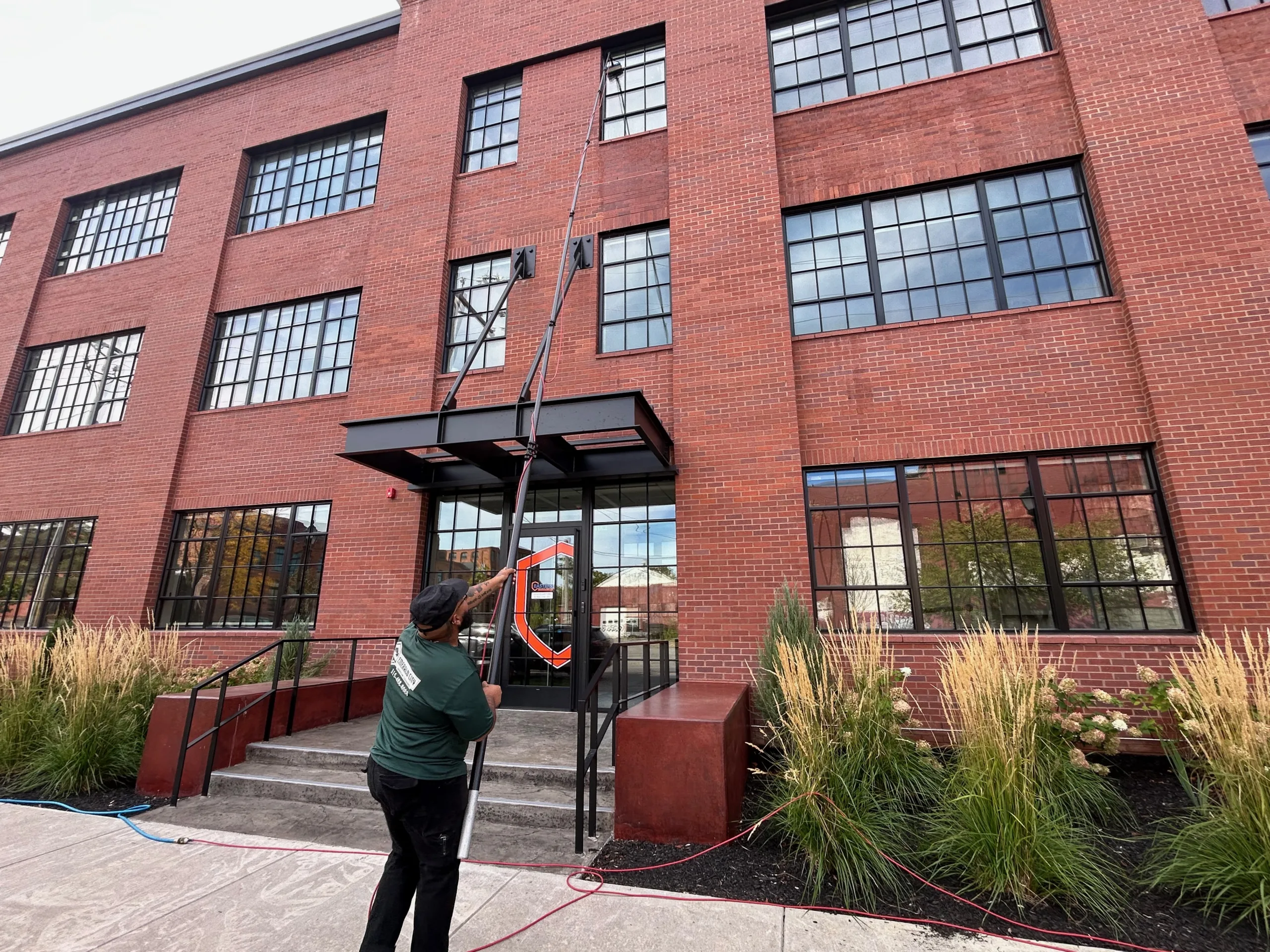 Emerald City Window Cleaning Commercial Window Cleaning Syracuse NY