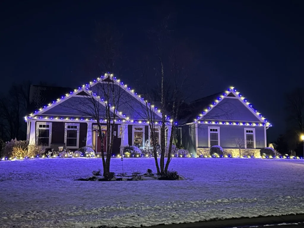 Recent Projects Holiday Lighting Baldwinsville NY Emerald City Window Cleaning