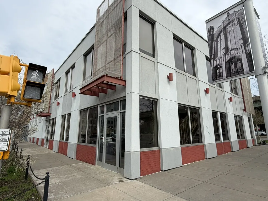 Syracuse Downtown Building Window Cleaning Project